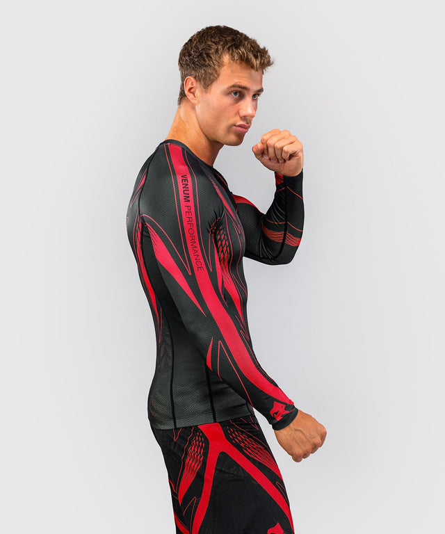 Venum Rashguard Amazonia Reborn Lange Mouwen - Zwart/Rood