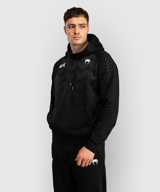 Bluza z kapturem Venum UFC Zenith – Czarna