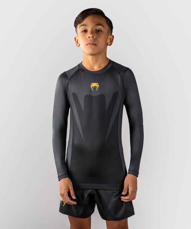 Dětský Rashguard Venum Attack s dlouhými rukávy – Černý/Zlatý