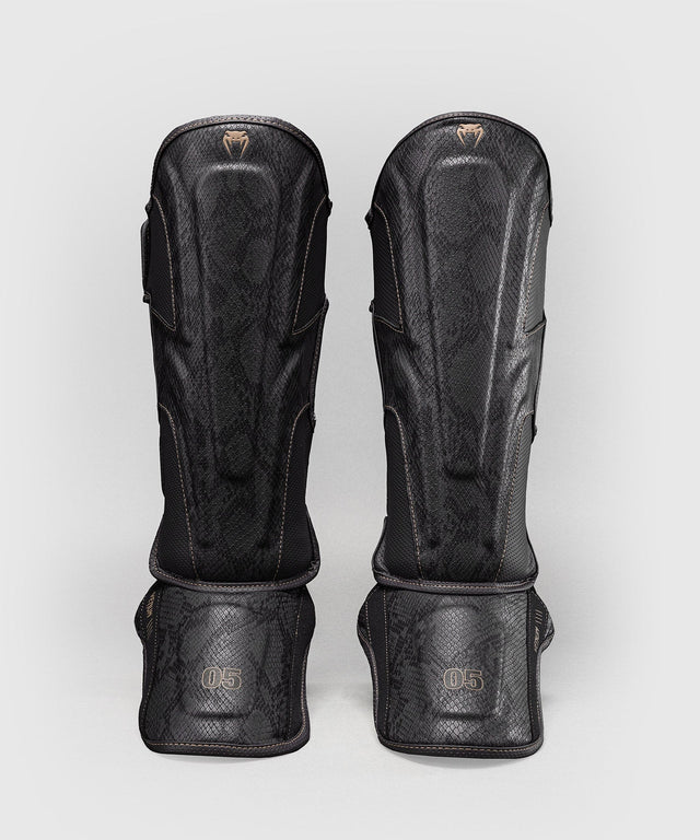 Venum Shin guards Impact Evo Scales – Dark Grey