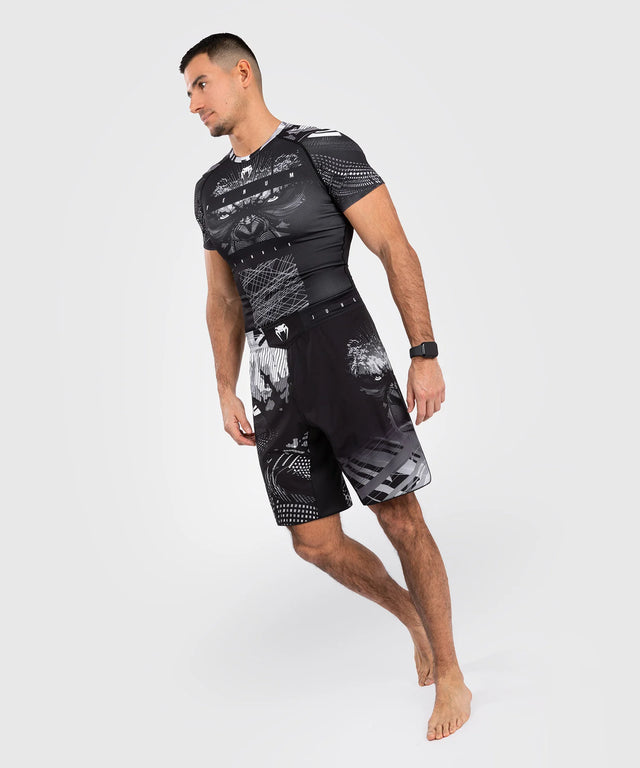 Spodenki MMA Venum Gorilla Jungle – Czarne/Białe