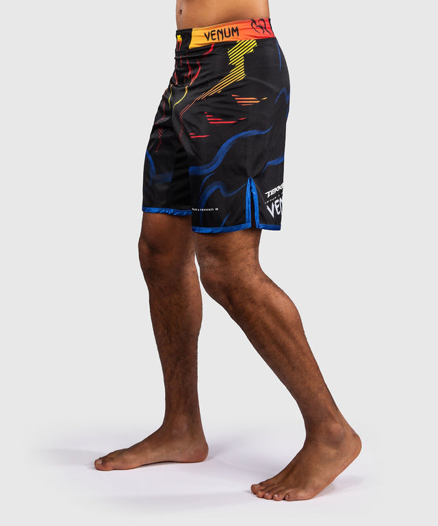 Spodenki MMA Venum x TEKKEN 8 Yoshimitsu – Czarne/Pomarańczowe