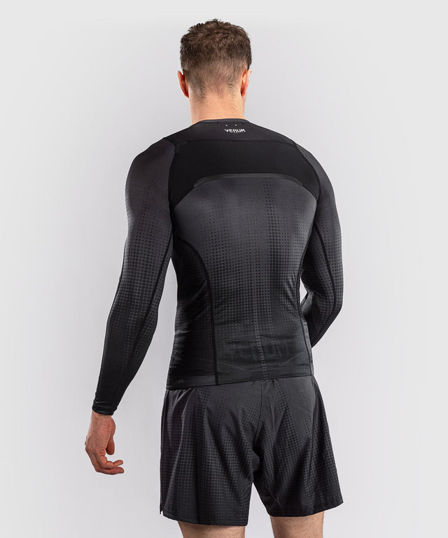 Venum Rashguard Stealth Long Sleeves – Black/White