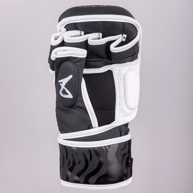 Rękawice MMA 8 WEAPONS Sak Yant Big Tiger – Czarne