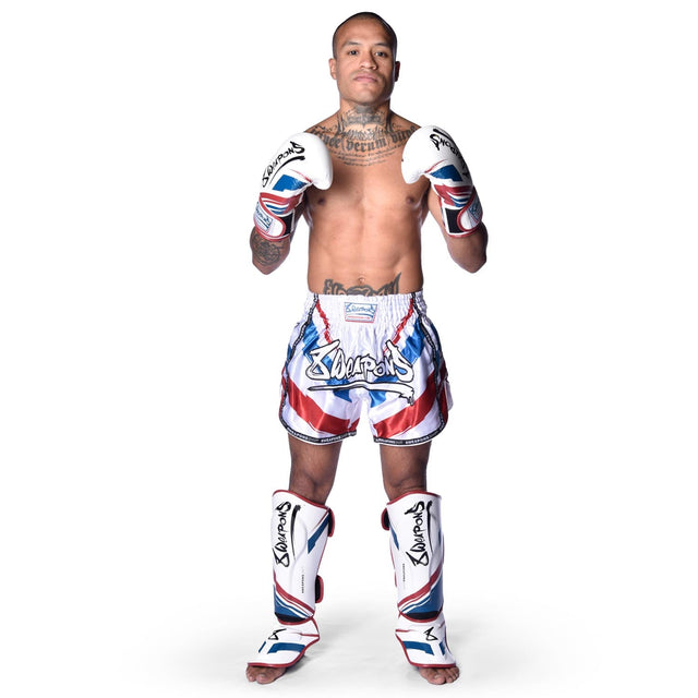 8 WEAPONS Muay Thai Shorts Shift – White/Navy/Red