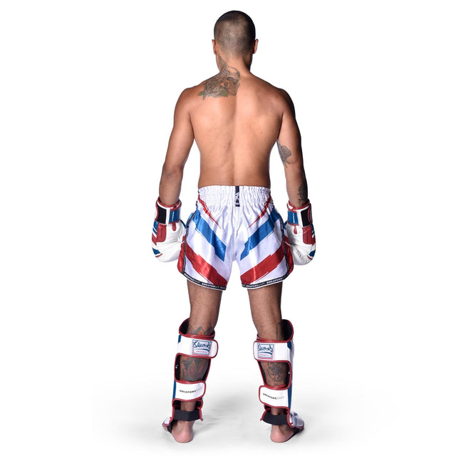 8 WEAPONS Muay Thai Shorts Shift – White/Navy/Red