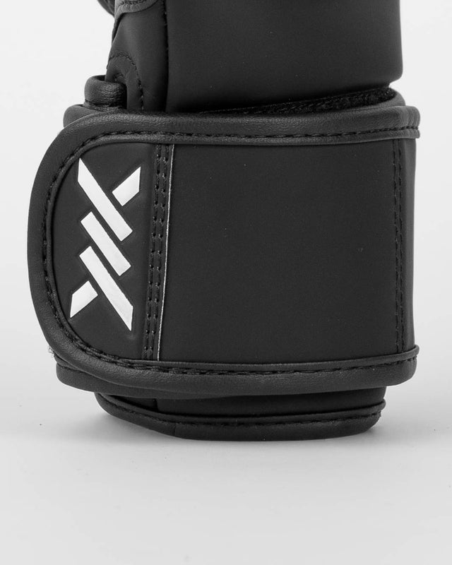 Rękawice MMA sparingowe Caged Shadow – Mat Czarne/Białe
