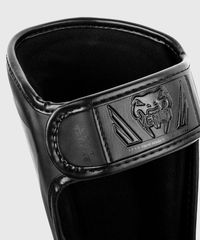 Venum Shin guards Elite Kids – Black