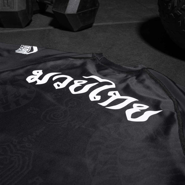 Rashguard Phantom Athletics Sak Yant – Czarny/Szary