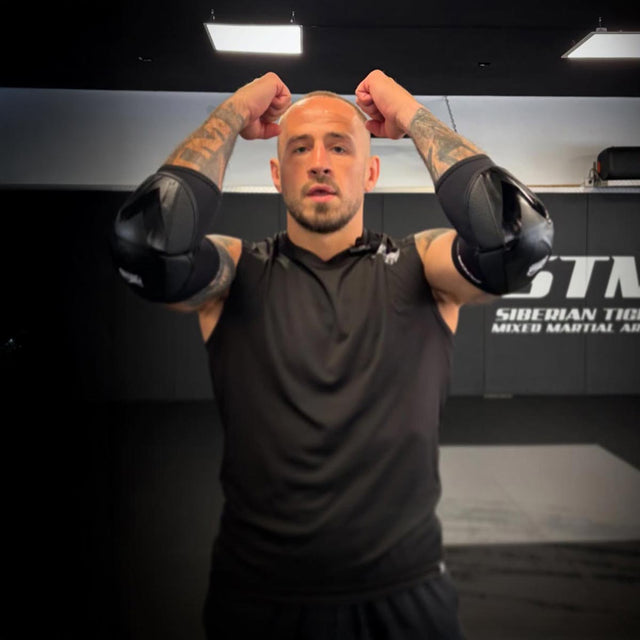 Ochraniacze na łokcie Phantom Athletics Riot Pro