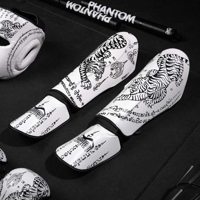 Phantom Athletics Scheenbeschermers Muay Thai - Wit