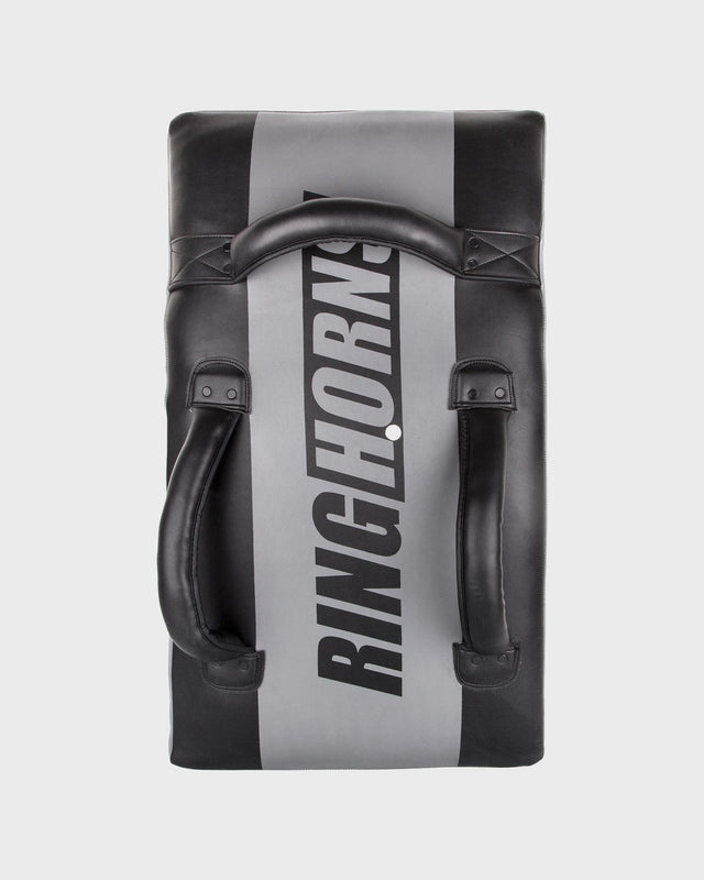 Ringhorns Kick Shield Charger Black