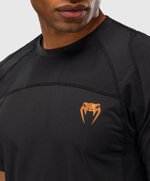 T-shirt Venum G-Fit Revolution Dry Tech – Preto/Cobre