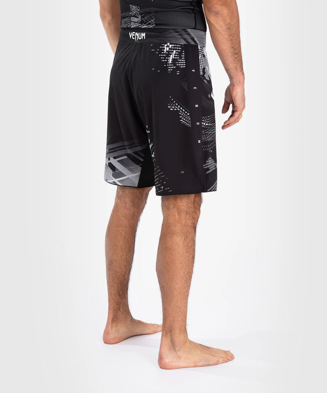 Spodenki MMA Venum Gorilla Jungle – Czarne/Białe