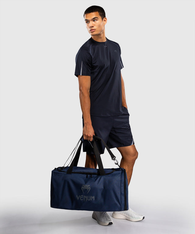 Bolsa de deporte Venum Essential L - Azul marino