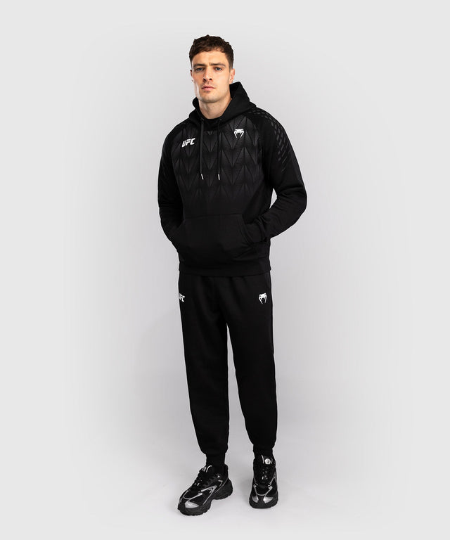 Bluza z kapturem Venum UFC Zenith – Czarna