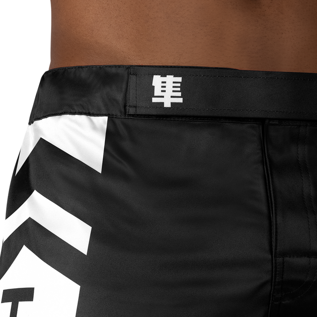 Spodenki MMA Hayabusa Icon Lang – Czarne/Białe