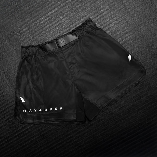 Hayabusa MMA Shorts Apex Mid - Carbon Zwart