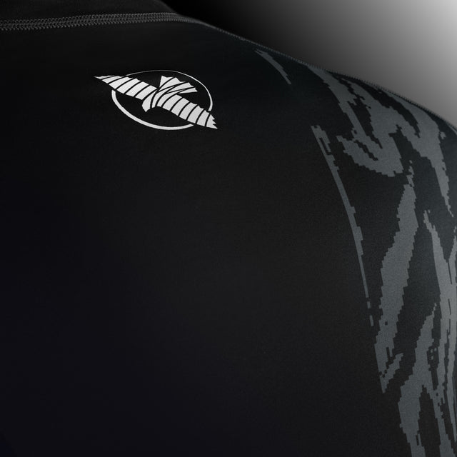 Hayabusa Apex Short-Sleeve Rash Guard - Carbon Black