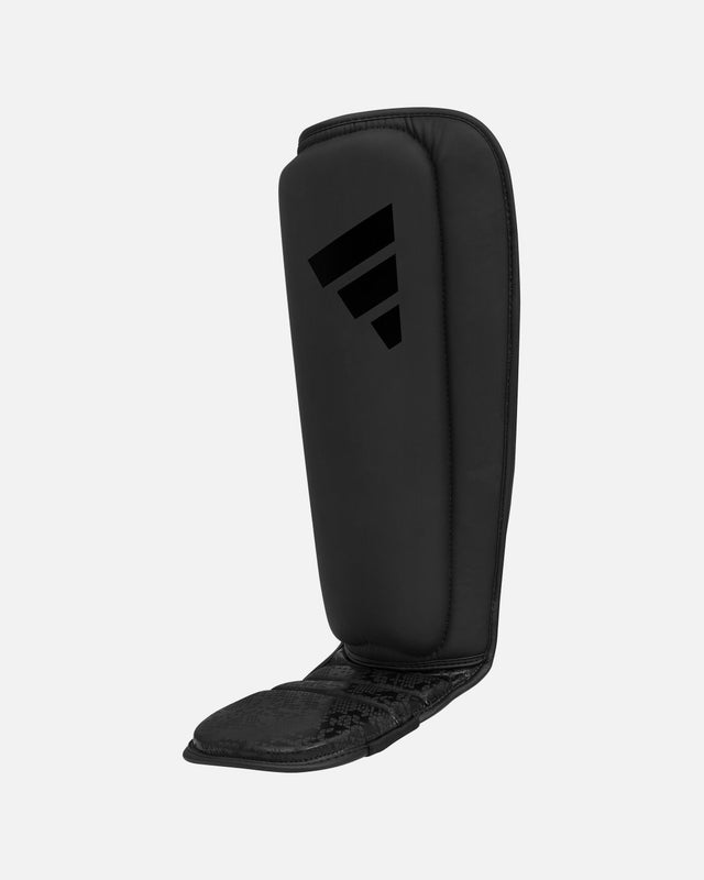 Ochraniacze na piszczele Adidas Combat 50 – Czarne