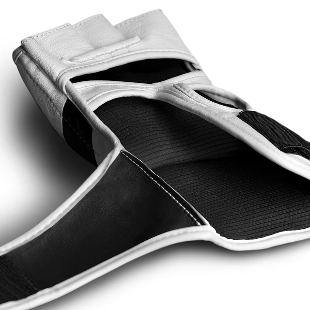 Hayabusa MMA Handschoenen T3 - Wit/Zwart