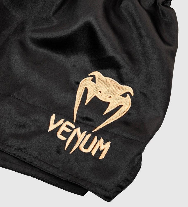 Venum Kickboxing shorts Classic – Black/Gold – Shorts