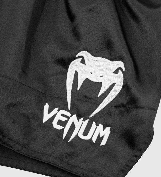 Venum Kickboxing shorts Classic – Black/White – Shorts
