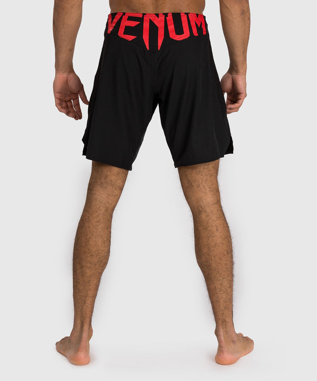 Spodenki MMA Venum Light 5.0 – Czarne/Czerwone