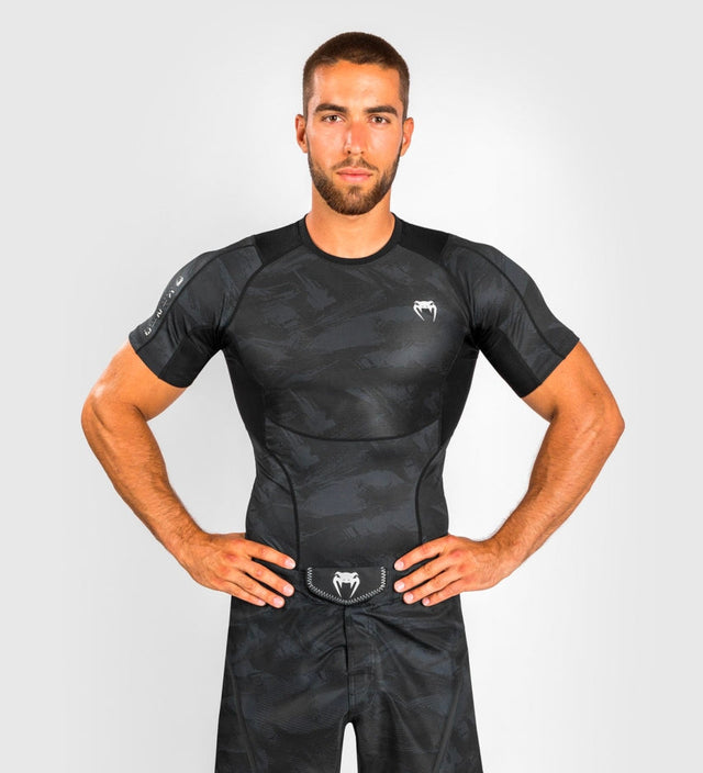 Venum Rashguard Electron 3.0 Krótkie Rękawy – Czarny – Rashguard