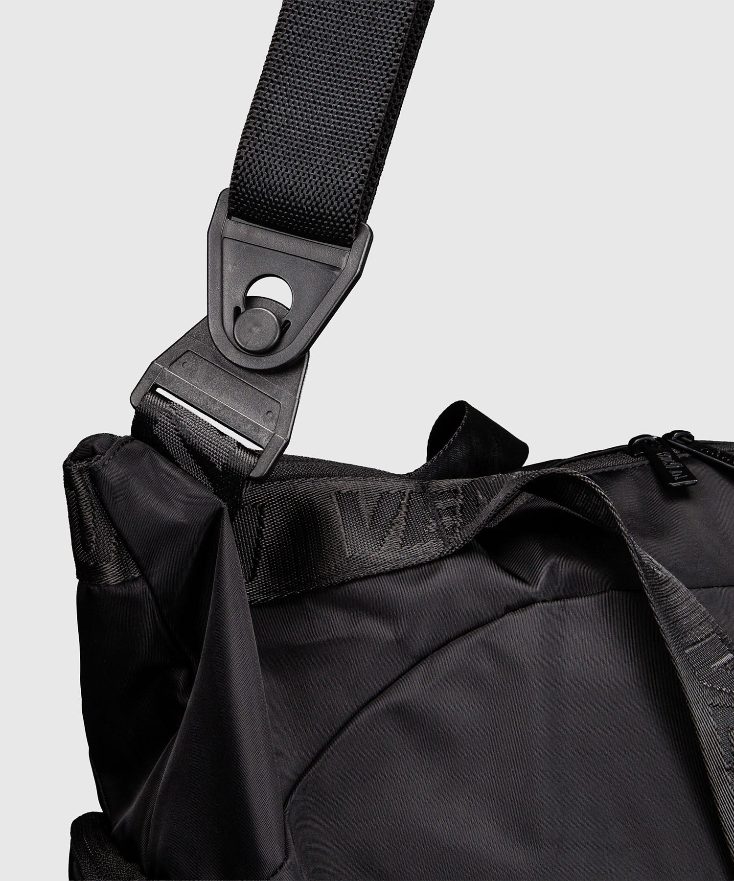 Venum Sporttas Essential - Zwart (VENUM-06392)