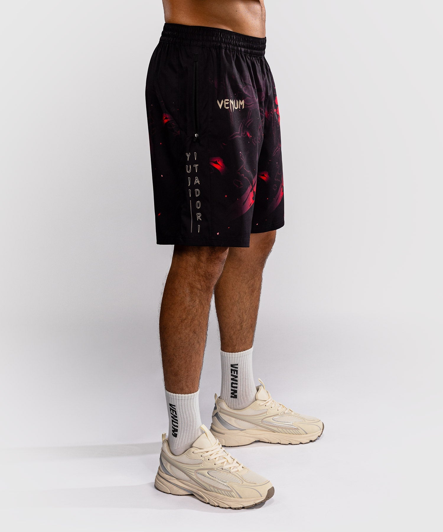 Venum Trainingsshorts x Jujutsu Kaisen Itadori - Zwart/Rood
