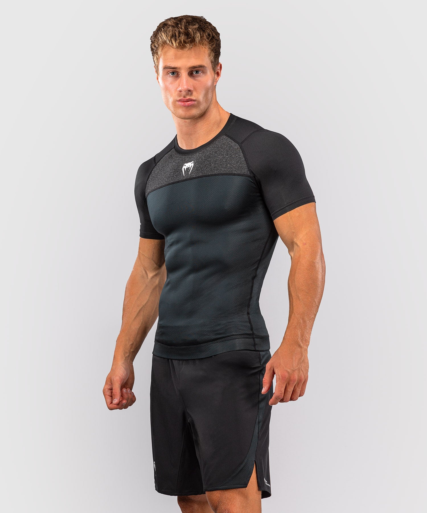 Venum Rashguard G-Fit Scale Korte Mouwen - Zwart