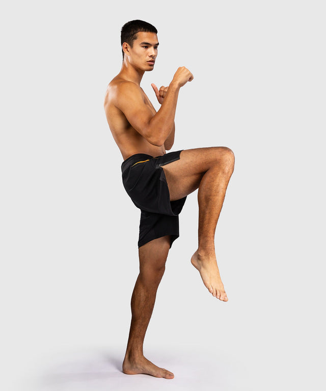 Venum MMA Shorts G-Core - Zwart/Goud
