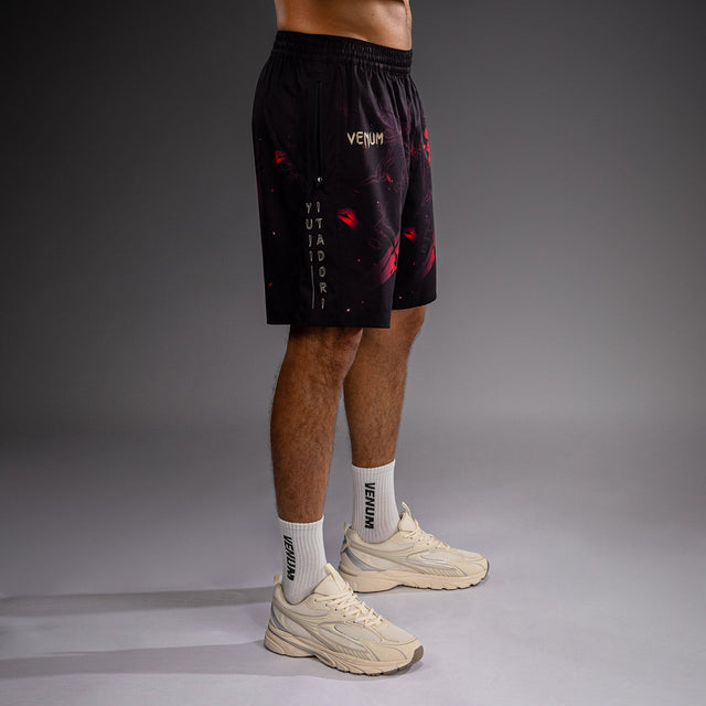 Venum Trainingsshorts x Jujutsu Kaisen Itadori - Zwart/Rood