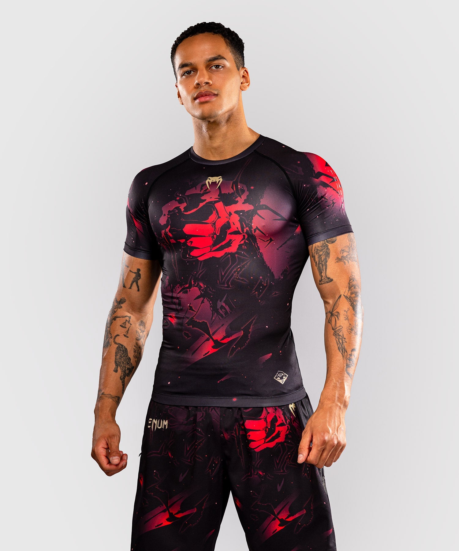 Venum Rashguard x Jujutsu Kaisen Itadori Korte Mouwen - Zwart/Rood