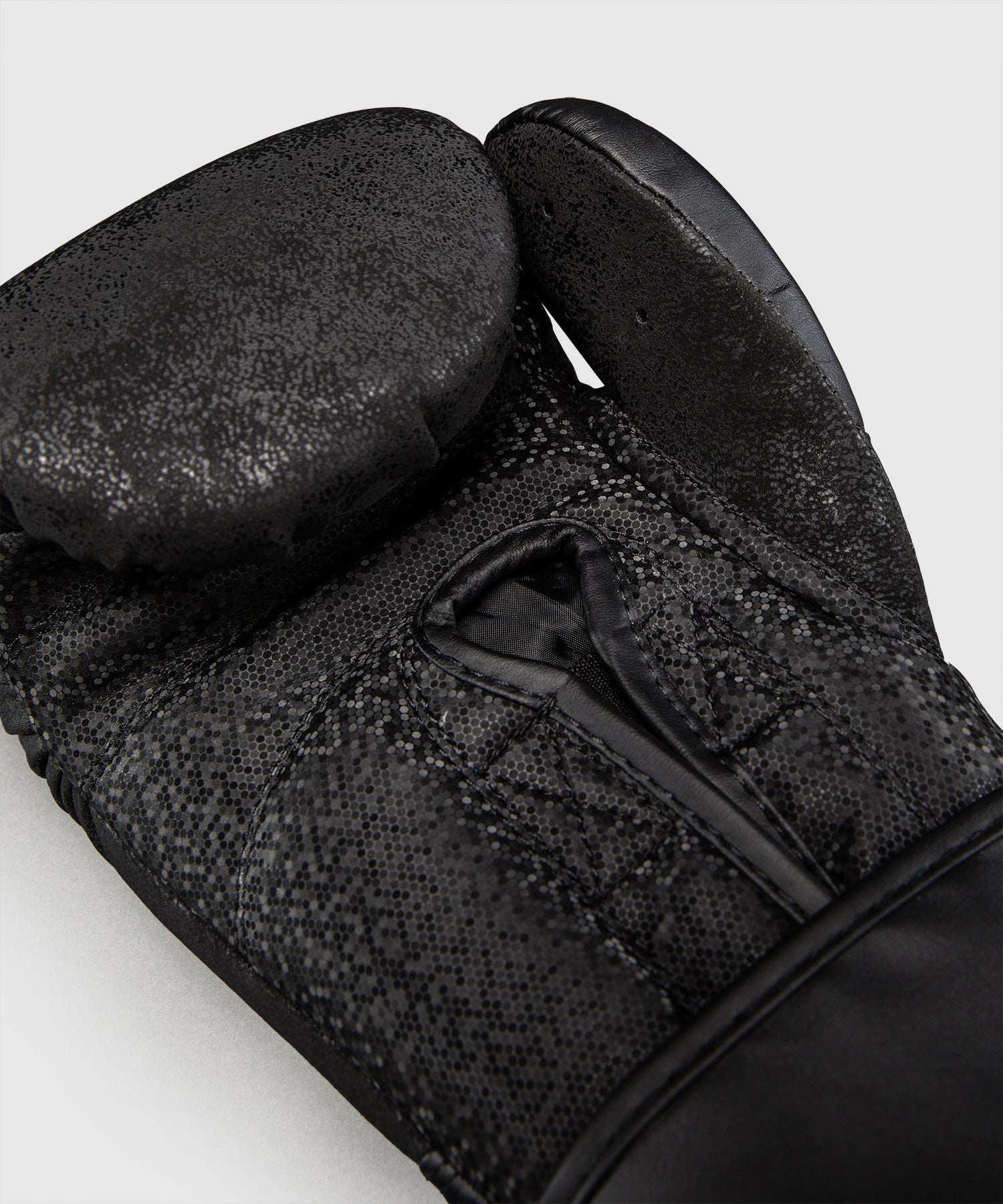 Gants de boxe Venum Stone 2.0 – Noir