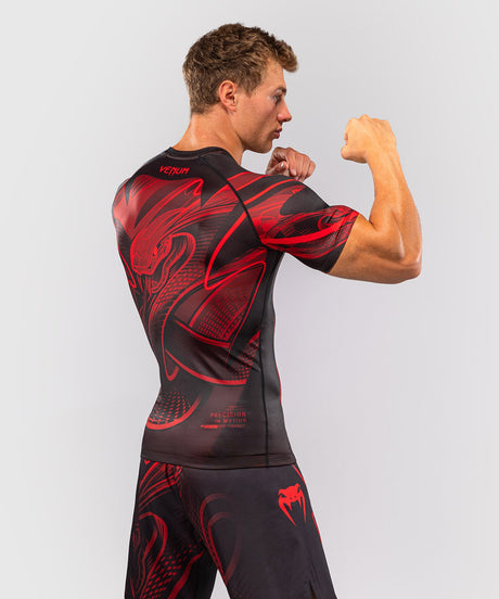 Rashguard Venum Crimson Viper 2.0 – Manica Corta Nero/Rosso