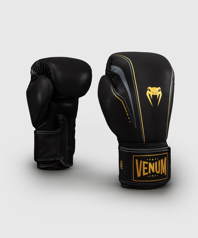 Venum Streamline Boxing gloves – Black/Gold