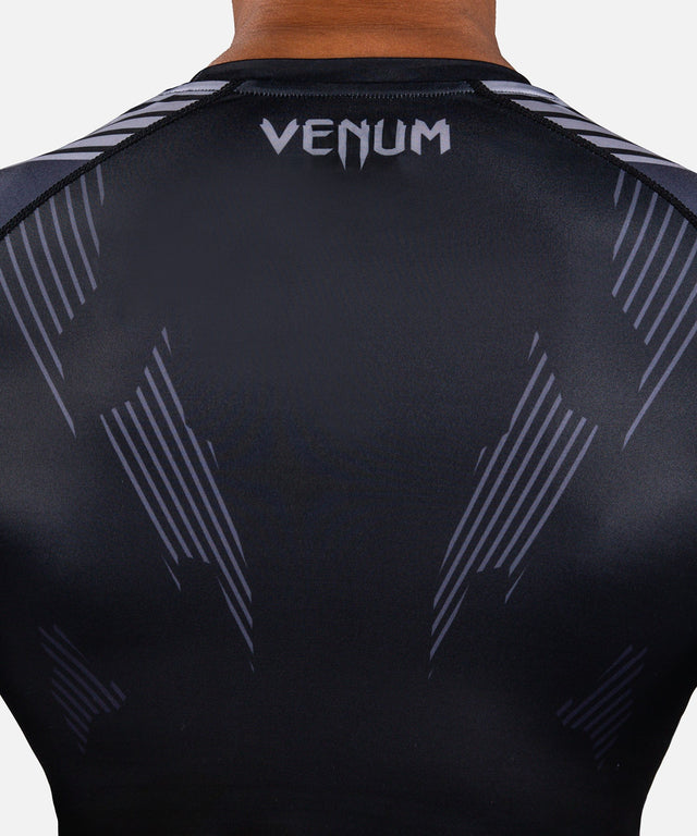Rashguard Venum No-Gi 6.0 Maniche Lunghe – Nero/Grigio