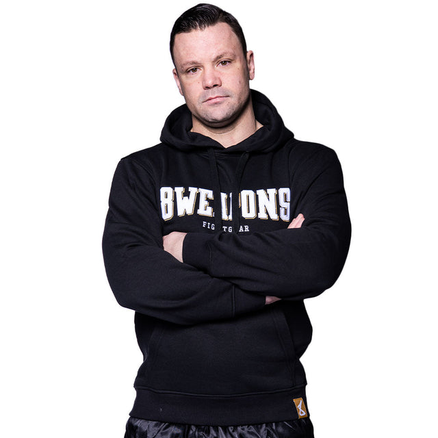 8 WEAPONS Hoodie Classic – Czarna