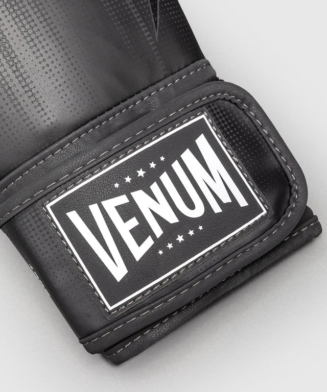 Venum Bokshandschoenen Stealth - Zwart/Wit