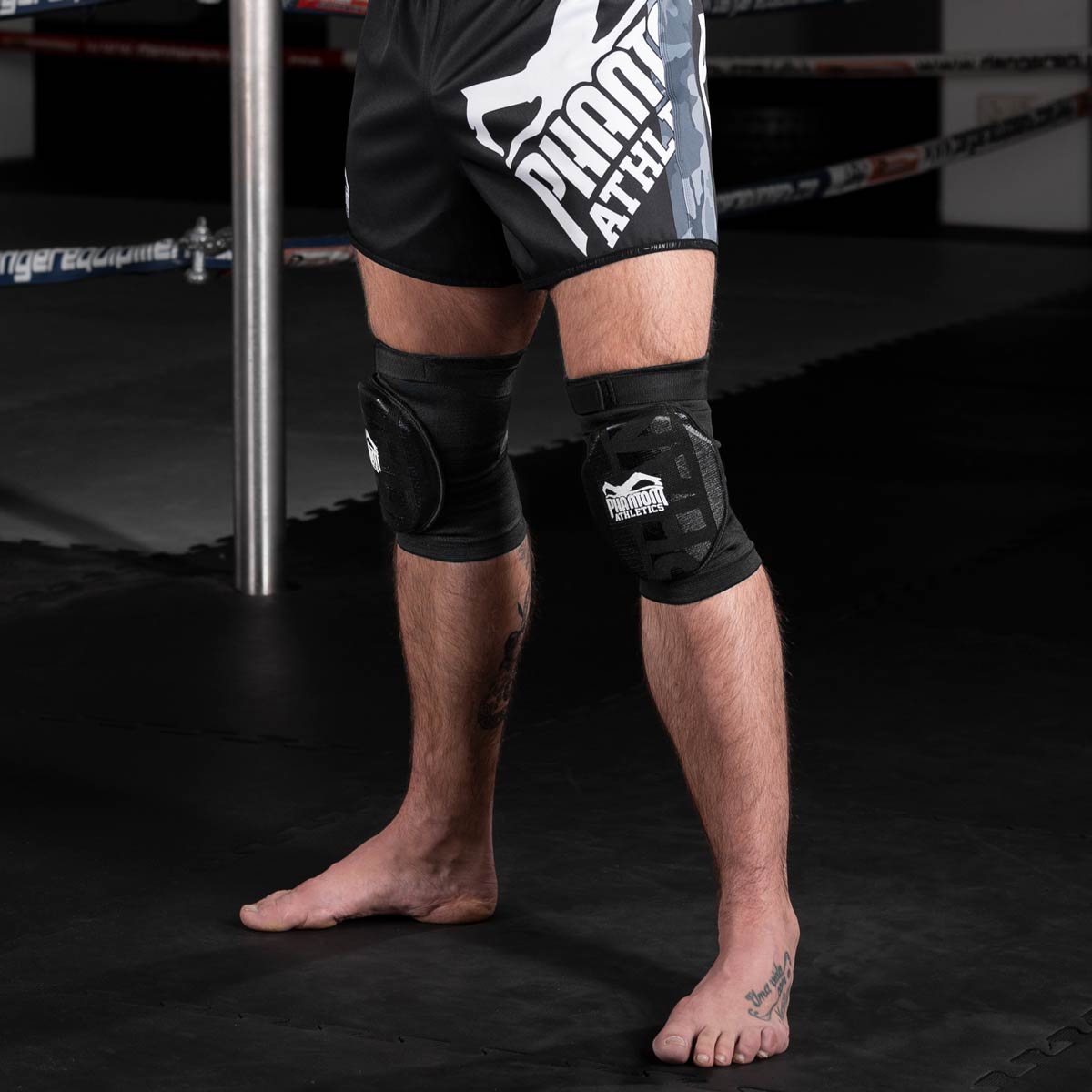 Phantom Athletics Kniebeschermers APEX Striking - Zwart