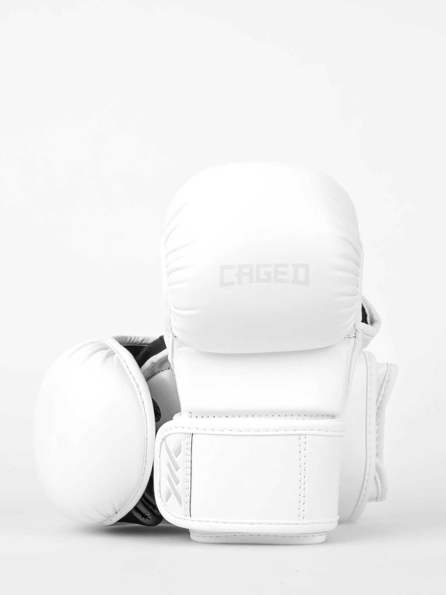 Rękawice MMA sparingowe Caged Shadow – Białe/Białe