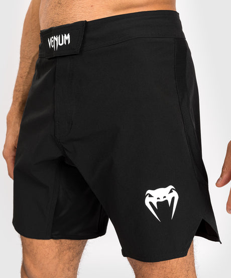 Spodenki MMA Venum Contender – Czarne/Białe