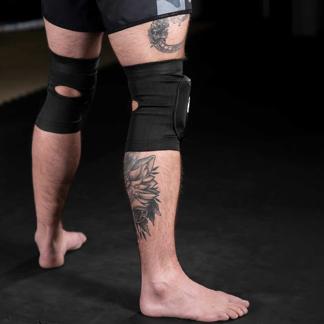 Phantom Athletics Kniebeschermers APEX Striking - Zwart