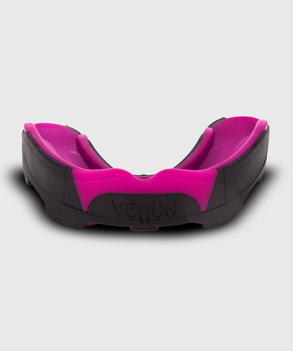 Venum Tandbeskytter Predator - Sort/Pink