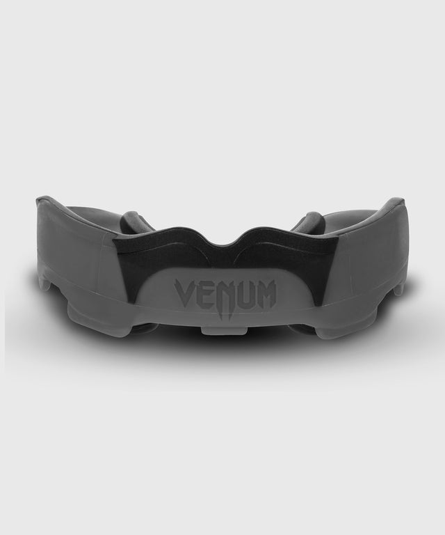 Ochraniacz na zęby Venum Predator – Szary/Czarny