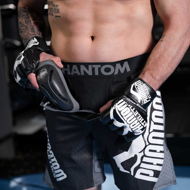 Phantom Athletics Compressie Shorts Vector Met Kruisbeschermer - Zwart