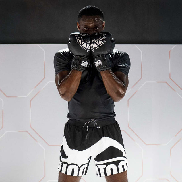 Spodenki MMA Phantom Athletics Fusion-R 2in1 Savage – Czarne/Białe