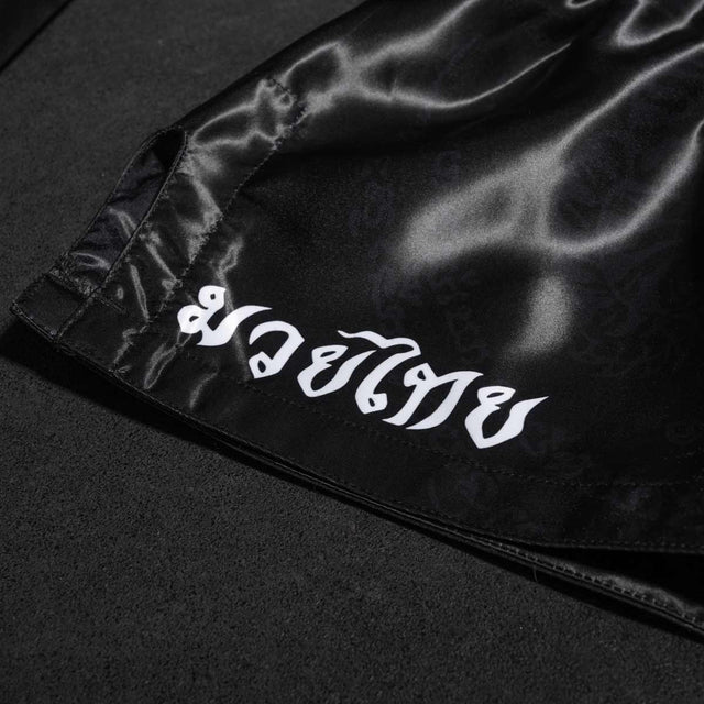 Phantom Athletics Muay Thai Shorts Sak Yant - Zwart
